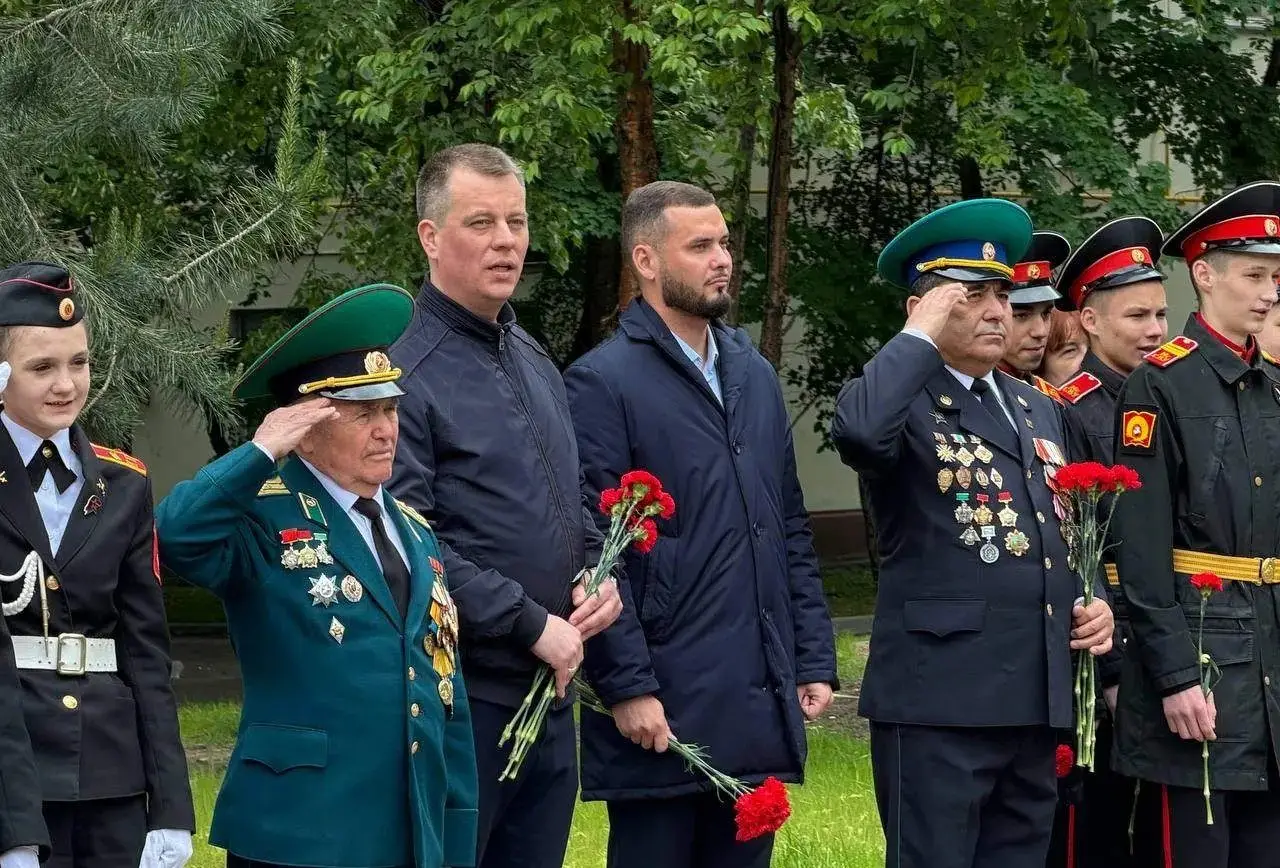 В Бабушкинском районе почтили память героев-пограничников