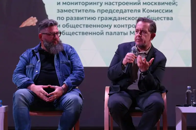 Сохранение культурного наследия и развитие системы воспитания обсудили на круглом столе в Москве