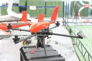 Участник СВО Эльдар Шарипов посетил технопарк университета гражданской авиации
