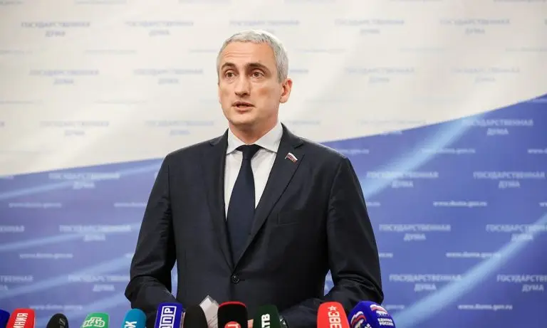 «Единая Россия» будет контролировать реализацию эксперимента с передвижными аптеками