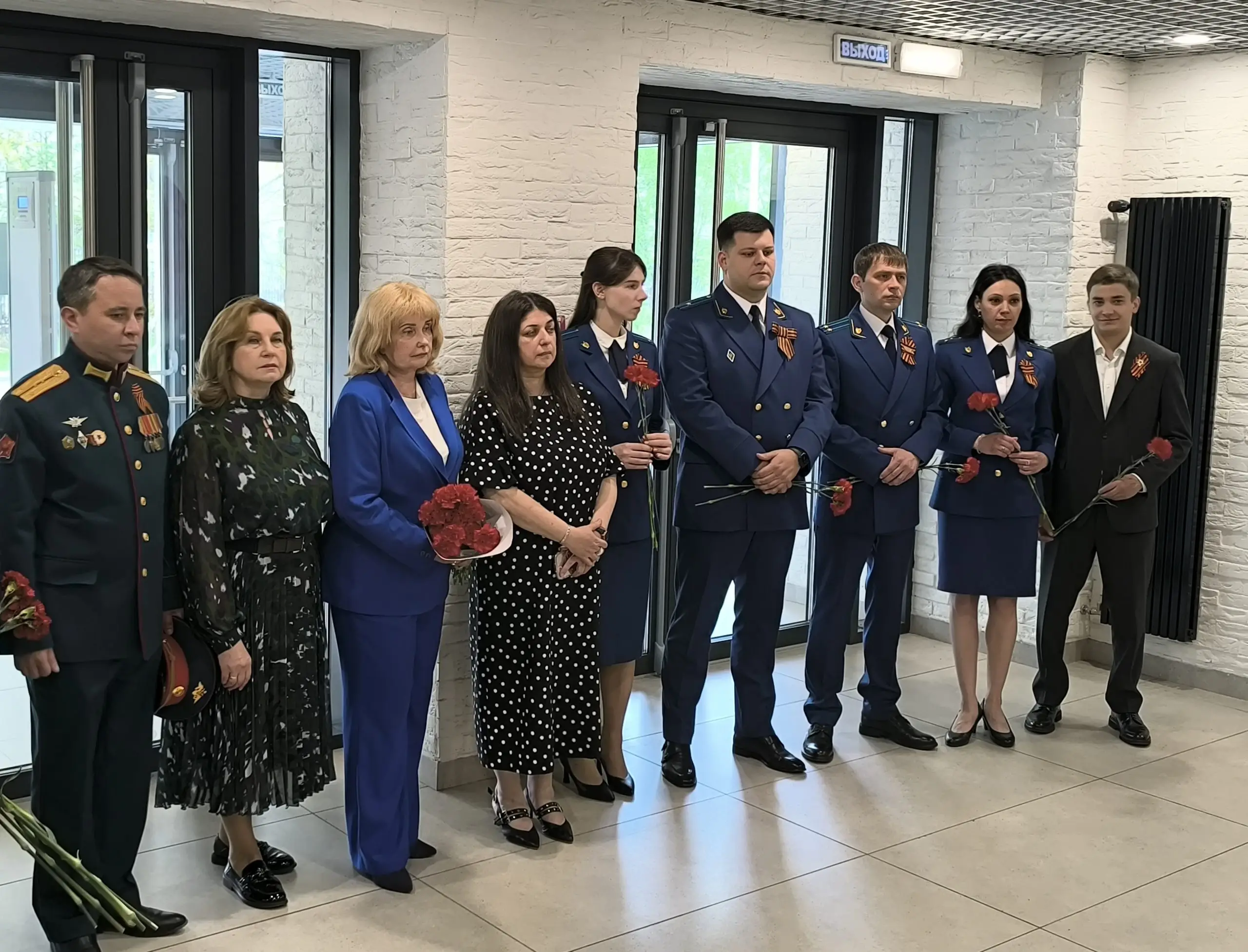 В школе на севере столицы открыли мемориальную доску в честь участника СВО Александра Чуфистова