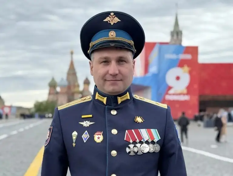 Участник СВО Эдуард Шонов стал гостем Парада Победы на Красной площади