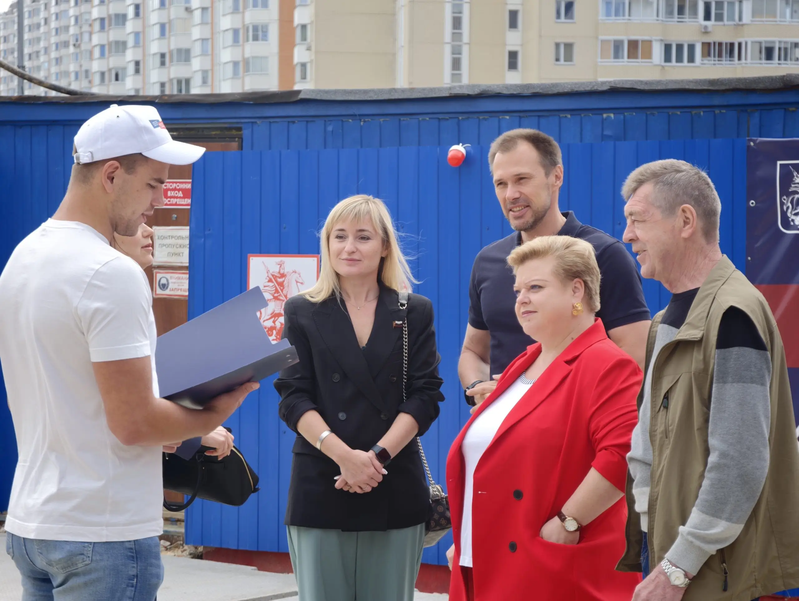 Дмитрий Саблин рассказал о ходе строительства культурно-досугового центра в районе Внуково