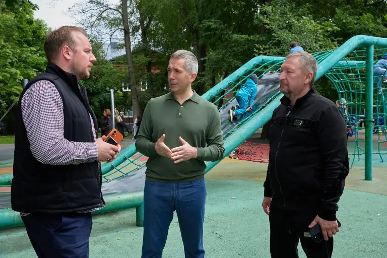 Спортивный фестиваль журналиста Олега Леонова прошел в Новослободском парке
