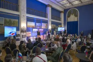 Культурные мероприятия ко Дню России провели для бойцов СВО в Театре Российской Армии