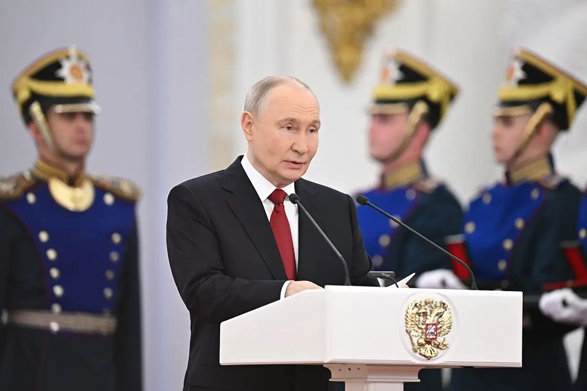 Владимир Путин: День России — праздник с тёплым, душевным отношением к Родине