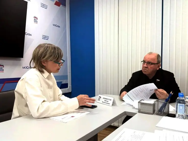 Виктор Селиверстов: Промедление с оформлением выплат зачастую ставит людей в очень тяжелое положение