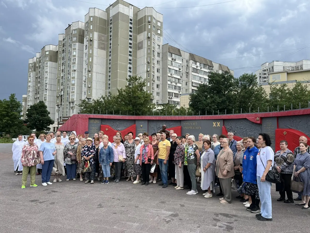 Вице-спикер Госдумы Петр Толстой: в ЮВАО прошли патриотические акции ко Дню памяти и скорби