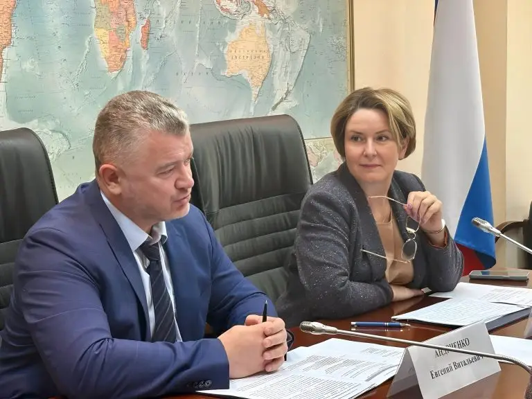 Директор Центра развития Евгений Андриенко рассказал о планах создать студенческий координационный совет по внесению предложений в законотворчество