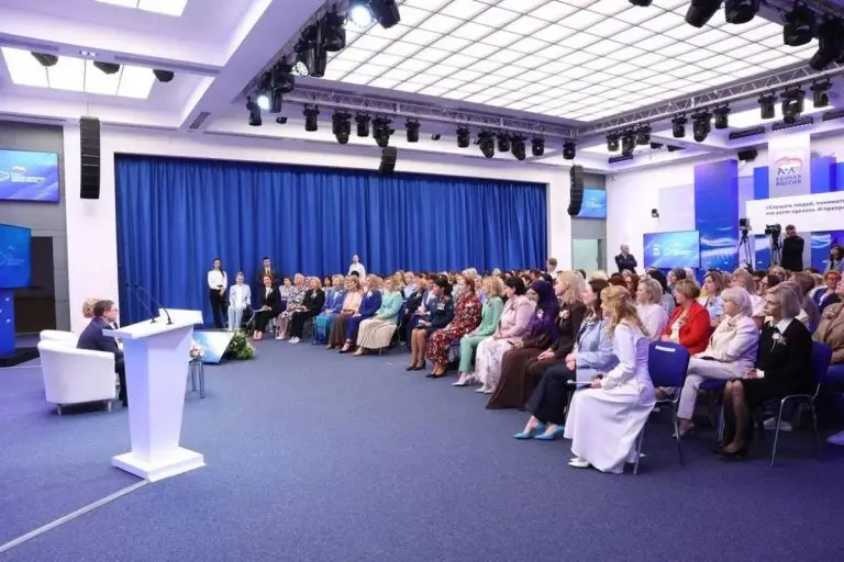 Депутат Госдумы Светлана Разворотнева: «Женское движение Единой России» проводит работу по масштабной поддержке участников СВО и их семей