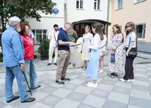 В Москве стартовало голосование по восстановлению скульптуры на доме № 17 на Тверской улице