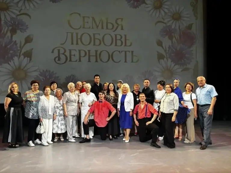 Концерт в честь Дня семьи, любви и верности провели для жителей района Выхино-Жулебино