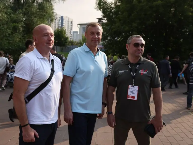Спортивный фестиваль с участием российских олимпийских чемпионов прошел в районе Черемушки