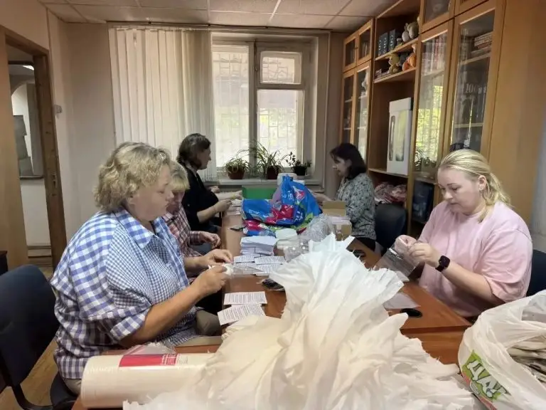 В Преображенском волонтеры провели мастер-класс по изготовлению сухого душа
