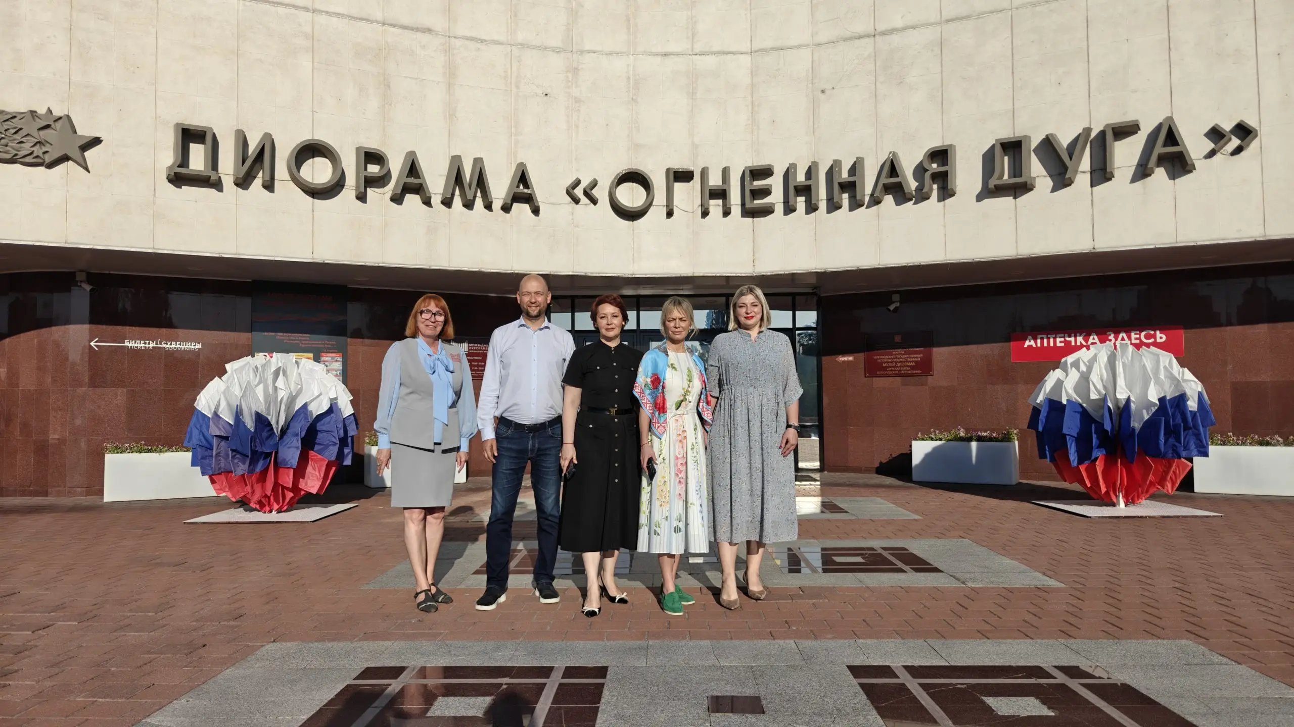 Три тонны грузов для белгородских семей, пострадавших от обстрелов, доставили из Москвы волонтеры движения «Матери России»