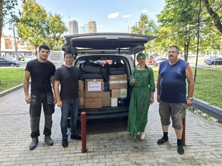 Собранное для бойцов жителями запада Москвы доставлено на линию соприкосновения