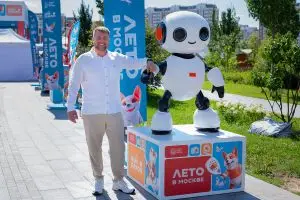 Более 500 человек посетили открытие площадки «Лето в Москве» в Некрасовке