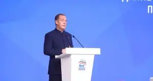 Дмитрий Медведев предложил кандидатуру Дмитрия Кобылкина на должность руководителя фракции партии в Государственной думе
