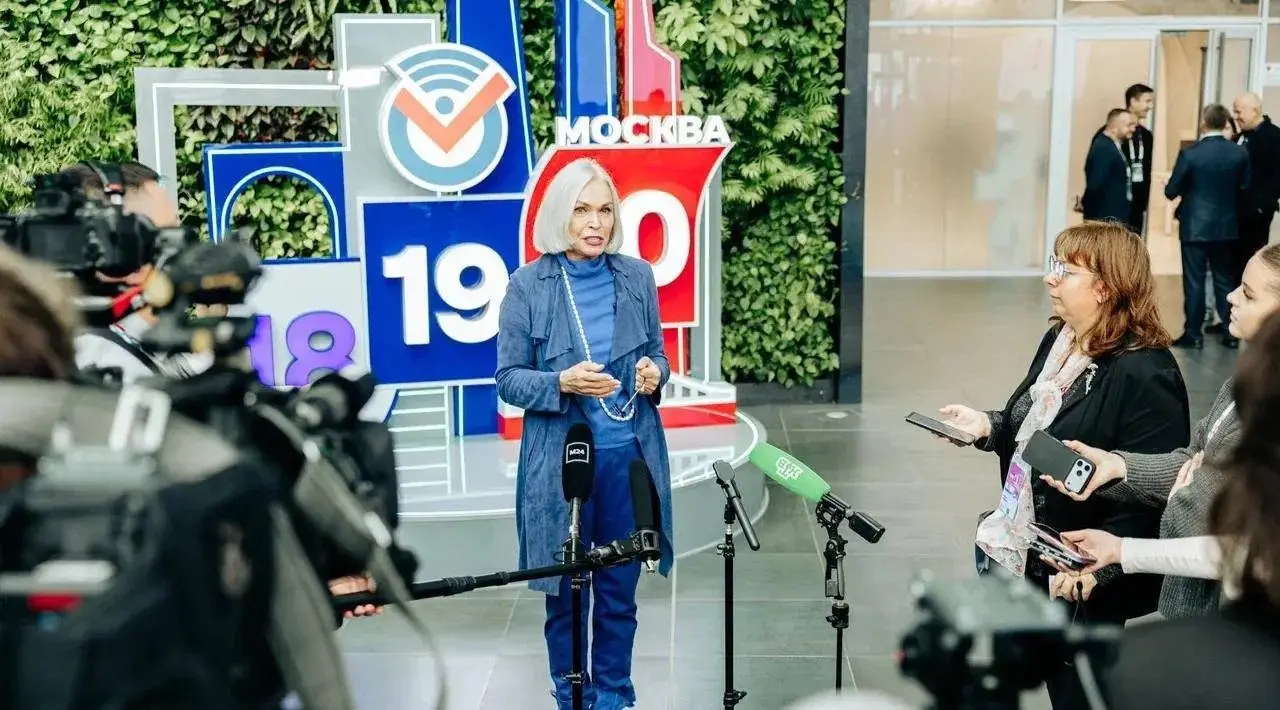 Ирина Белых посетила Общественный штаб