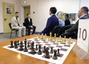 Чемпион мира Сергей Карякин провел шахматный турнир в парке «Сокольники»