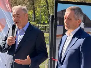 В парке «Красная Пресня» открылась фотовыставка «Папы рядом»