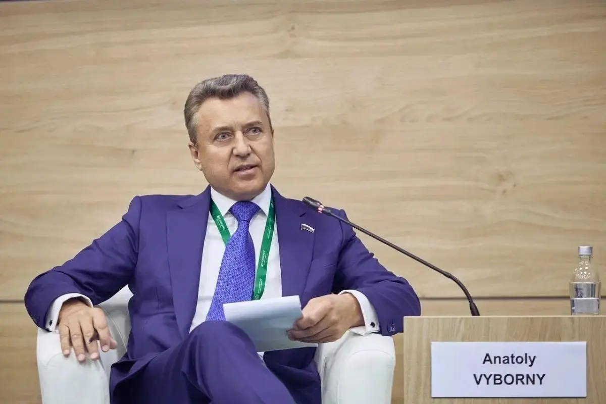 Депутат Госдумы Анатолий Выборный поблагодарил москвичей за участие в выборах и поддержку курса на развитие столицы