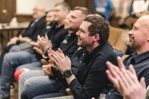 Дарья Лантратова вручила студенческие билеты участникам СВО, поступившим на факультет психологии МГУ
