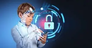 Эксперты обсудили новые вызовы детской безопасности в интернете