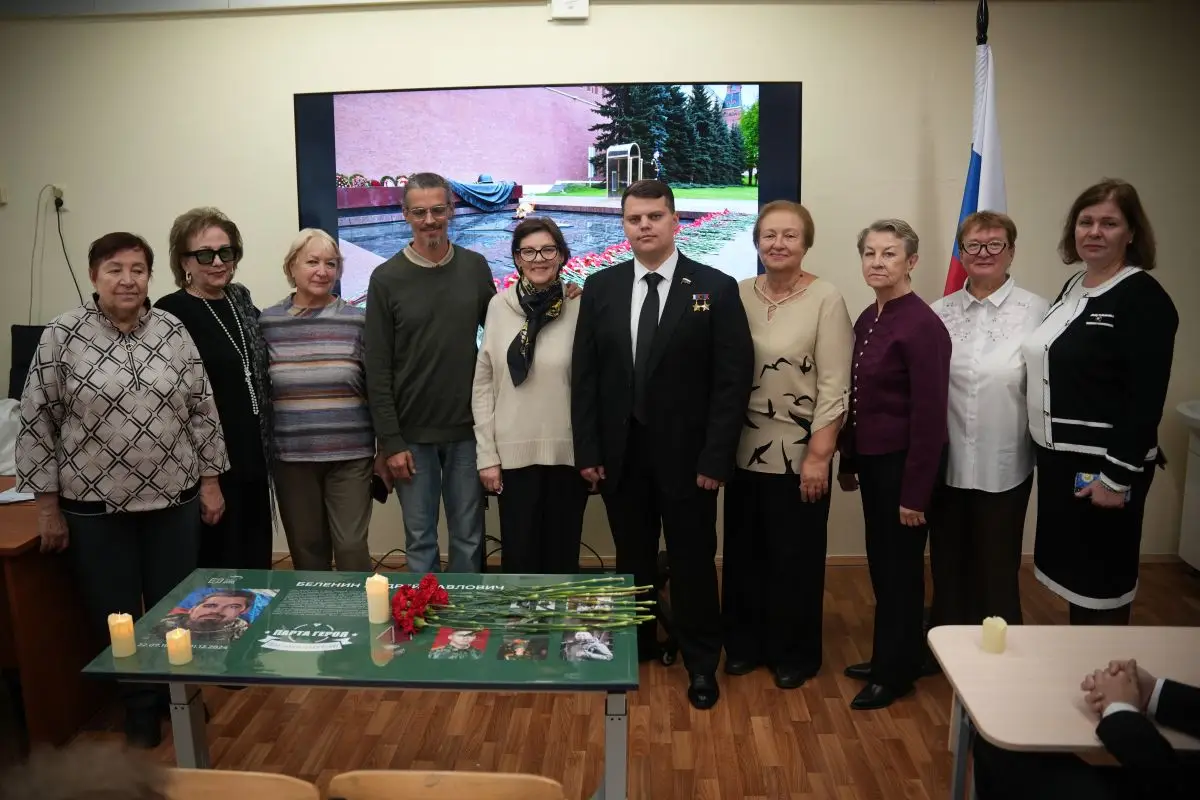 В московской школе № 1191 открыли «Парту Героя» в память об Андрее Беленине